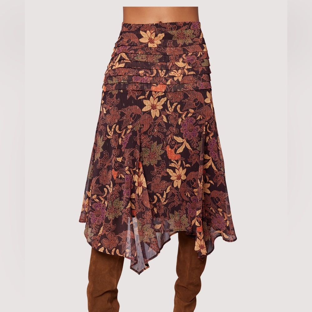 Lost + Wander (size XS) 
NwT
Floral Asymmetrical Skirt